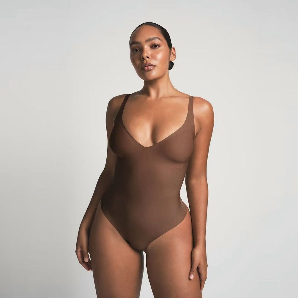 Skims Body Unlined Plunge Thong Bodysuit Jasper Small New with tags